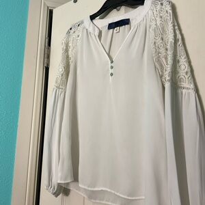 Elegant White Lace Sleeve Women's Top